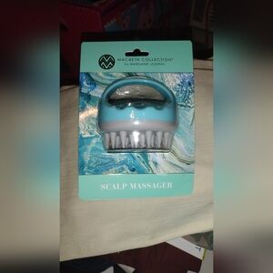 MacBeth Collection scalp massager